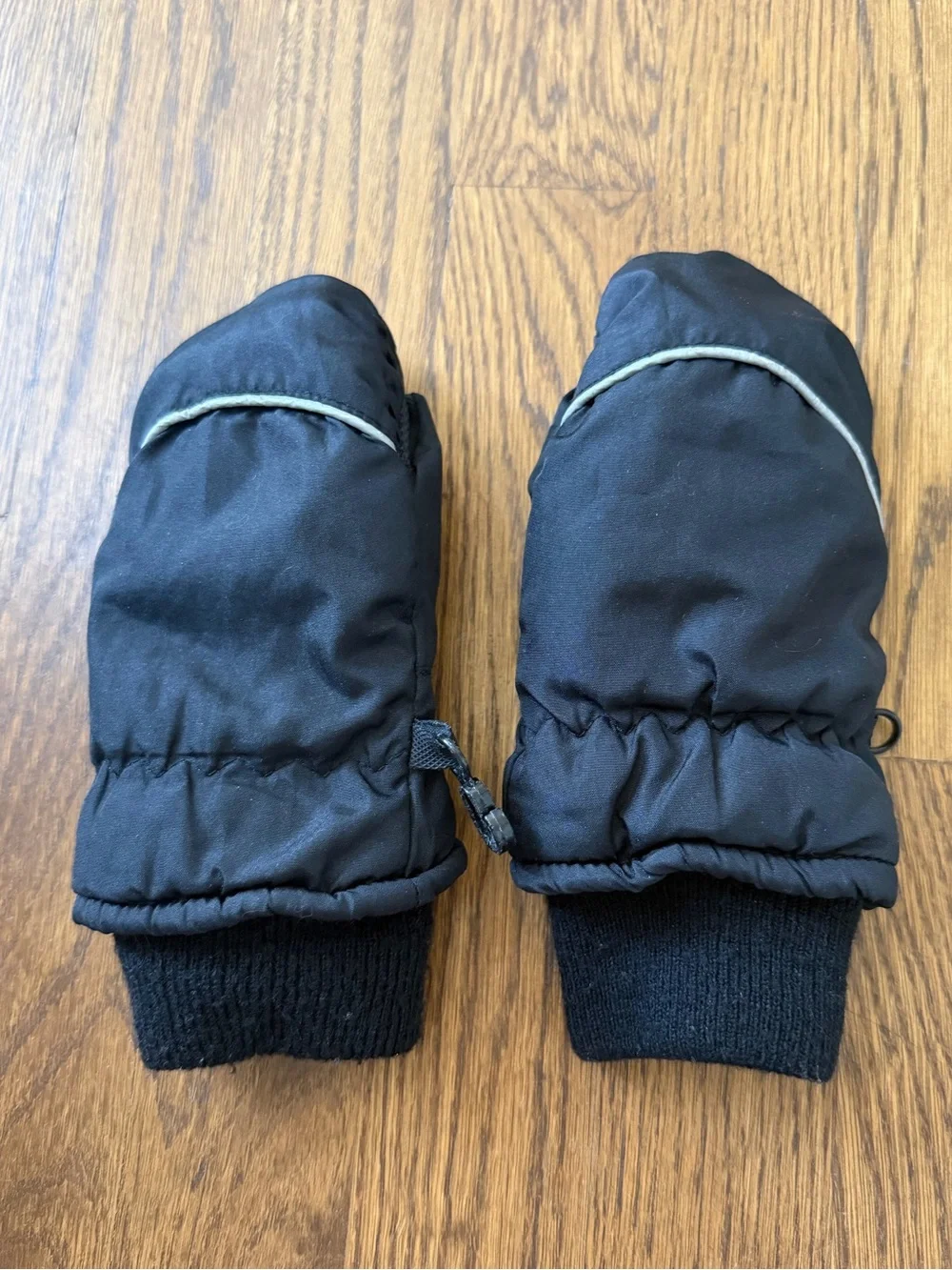 3M Thinsulate Black Kids Winter Mittens